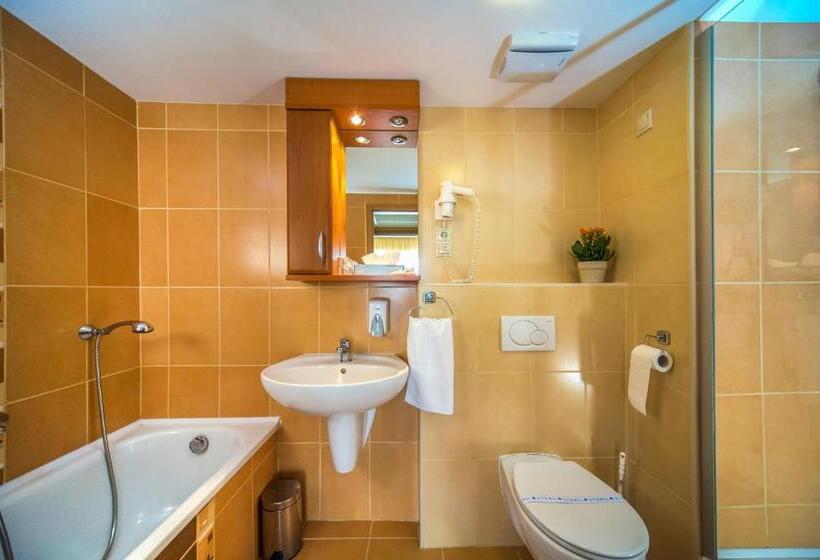 침실 1개 아파트, Duna