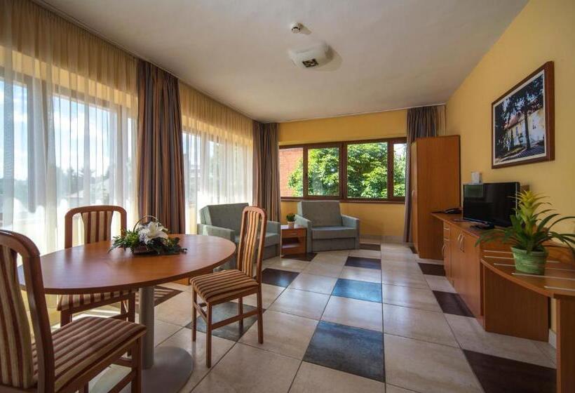 침실 1개 아파트, Duna