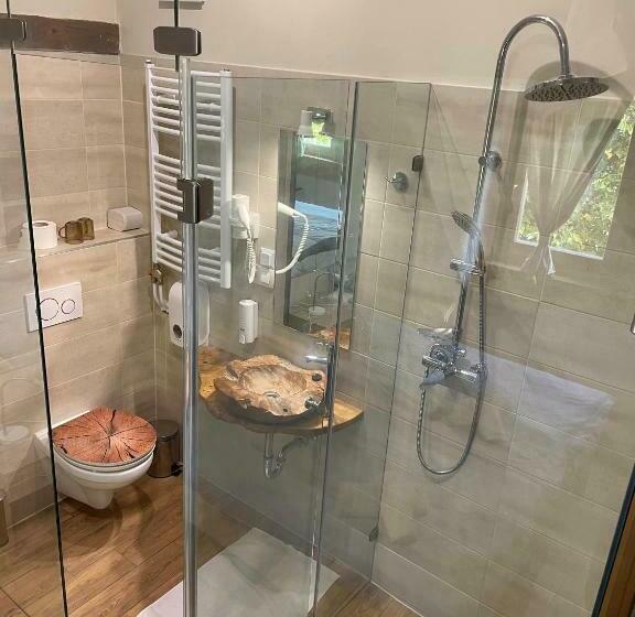 Номер Deluxe, Kenguru Panzió