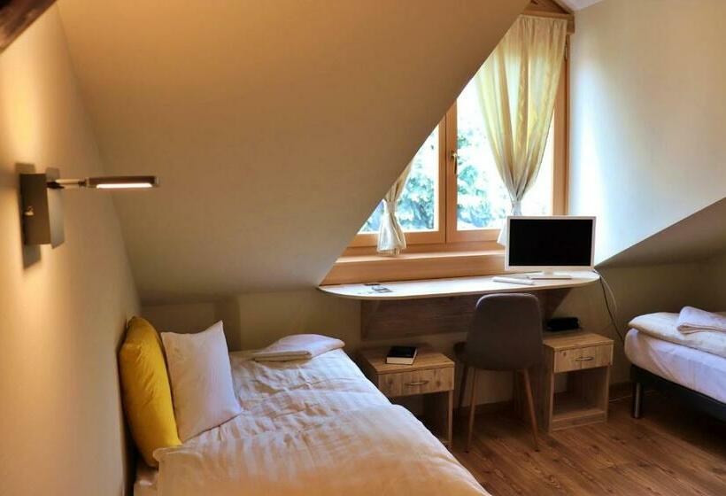 Номер Superior, Kenguru Panzió