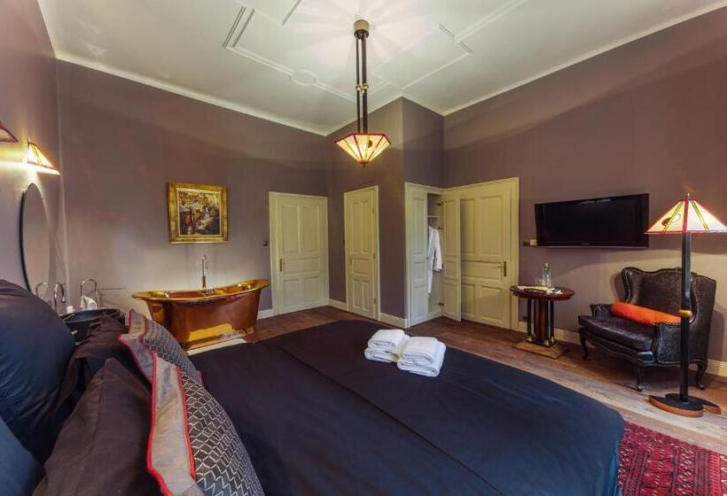 إستوديو قياسى سرير كينج, Káli Art Inn