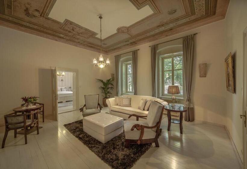 جناح رئاسى, Káli Art Inn