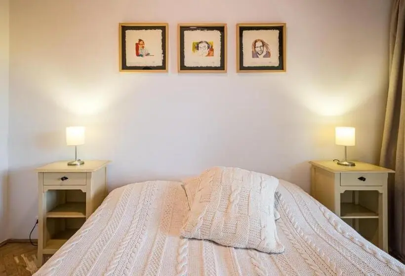 Huoneisto 2 Makuuhuonetta, Káli Art Inn
