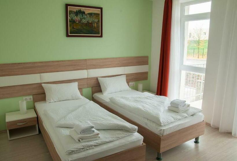 Standardrum, Pallone