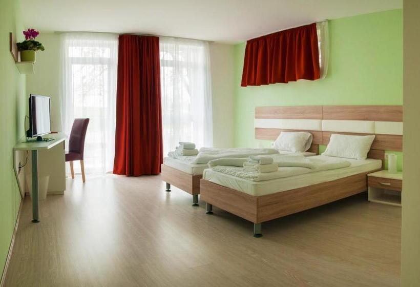 Standardrum, Pallone