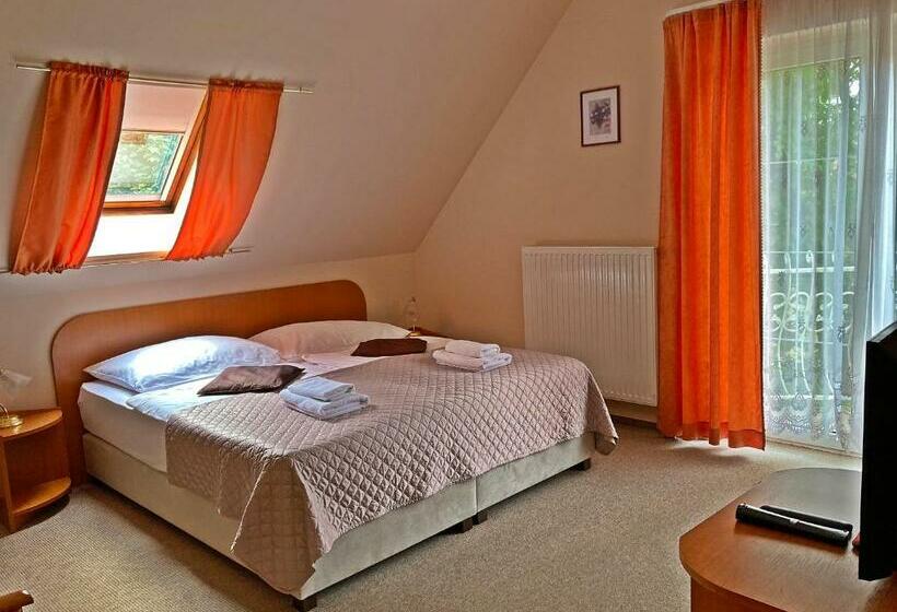 غرفة قياسية, Penta Lux