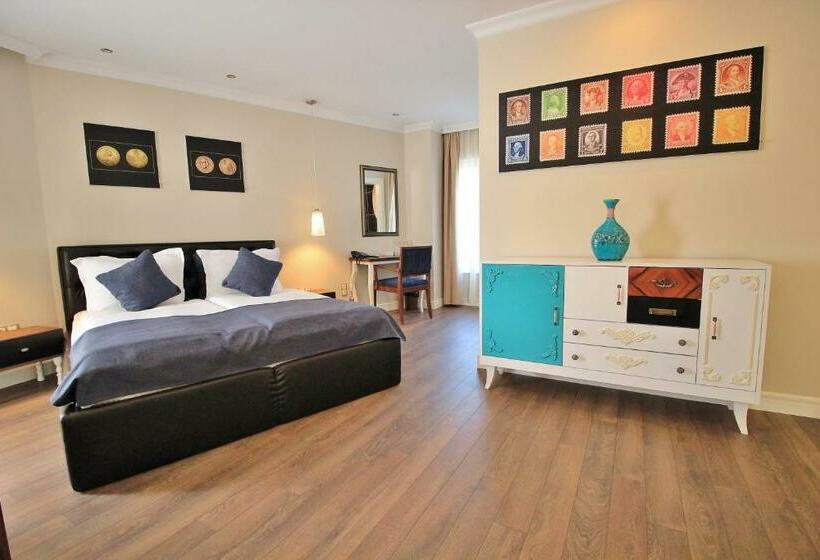 디럭스 주니어 스위트, Residence House Ruse