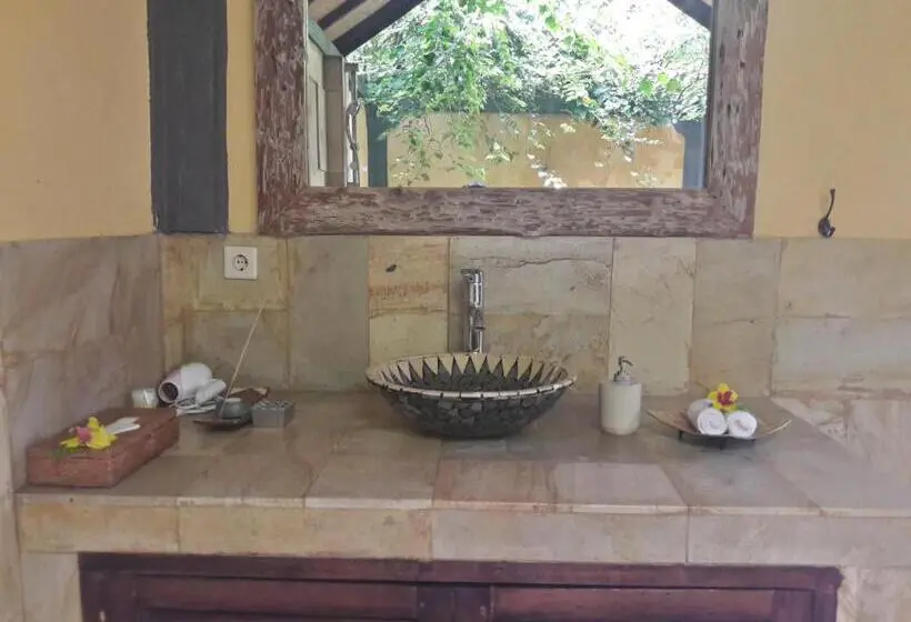 スタンダードバンガロー, Puri Mangga Sea View Resort And Spa