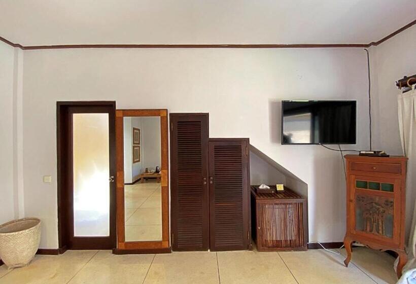 Vila Dúplex 2 Dormitoris, Visakha Sanur By Puri Signatures