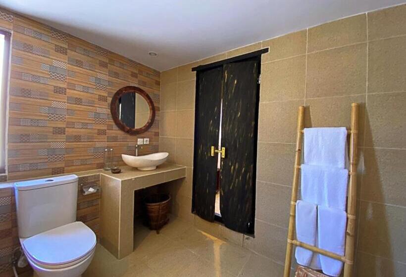 Vila Dúplex 2 Dormitoris, Visakha Sanur By Puri Signatures