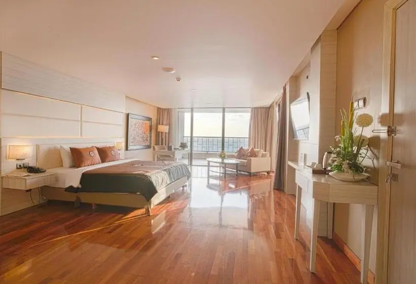 1 Bedroom Penthouse Apartment, Sotis Hotel Kupang