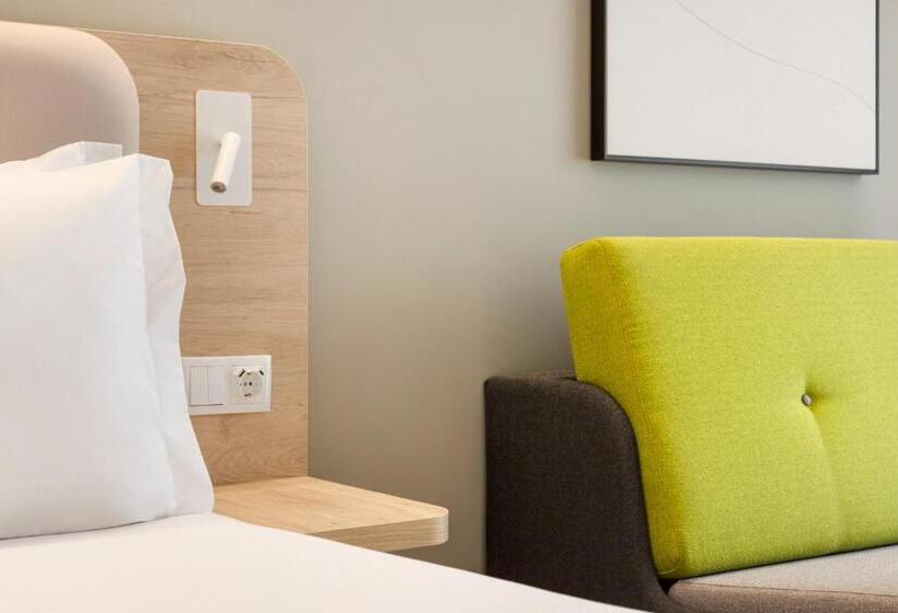 اتاق استاندارد با تخت دو نفره بزرگ, Holiday Inn Express Evora, An Ihg