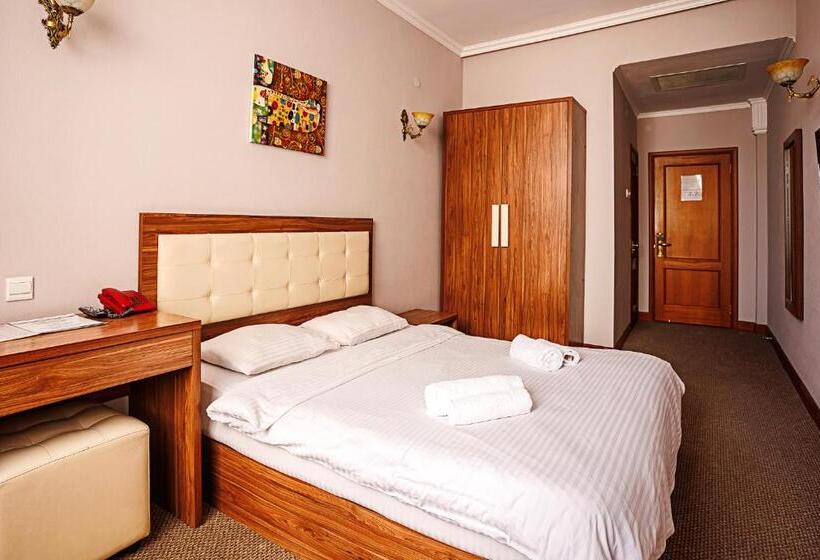 اتاق استاندارد, Korsar