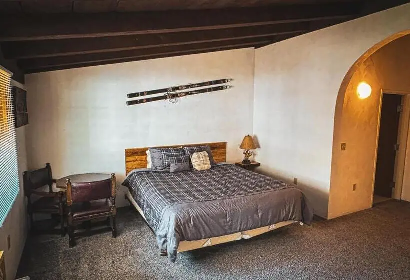 Deluxe-huone King-vuode, Whitecap Mountains Resort