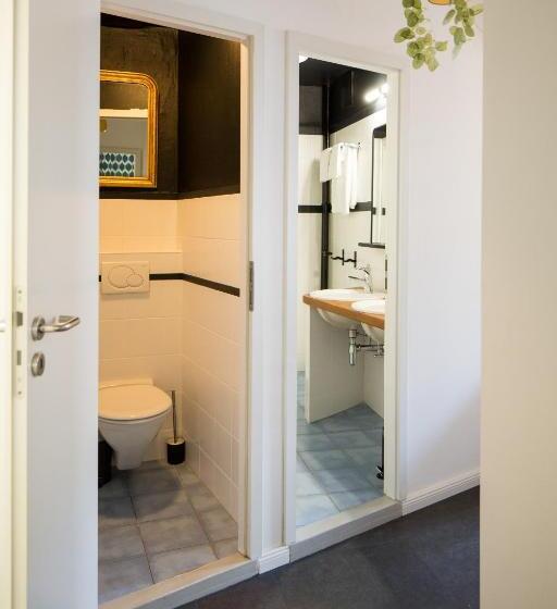 Люкс 2 Спальни, Marché 28 Guesthouse