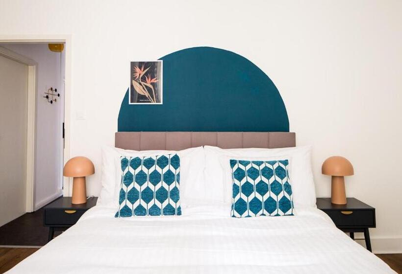 Люкс 2 Спальни, Marché 28 Guesthouse