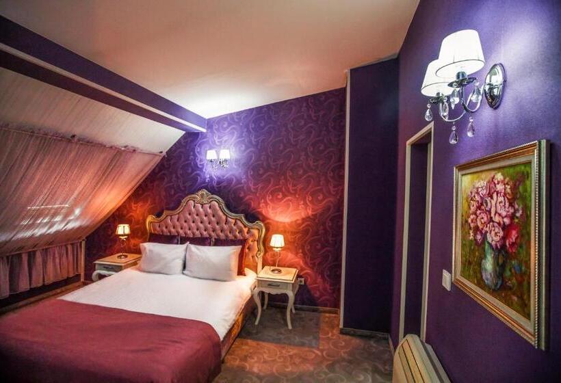 إستديو قياسى مزود بشرفة, Boutique Hotel Behi