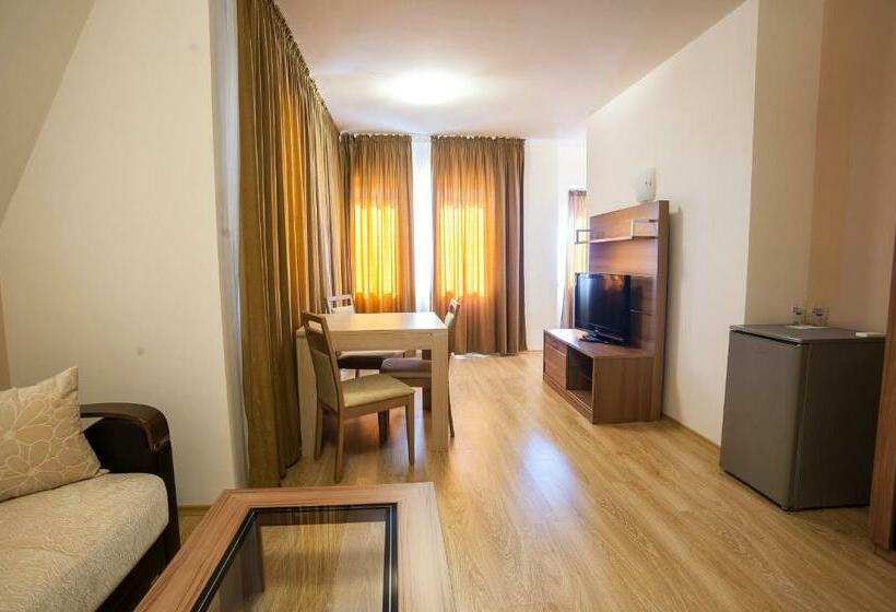 小型套房带阳台, C Comfort Hotel & Wellness