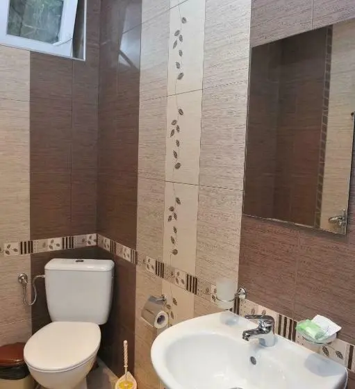 اتاق لوکس, Eros Motel