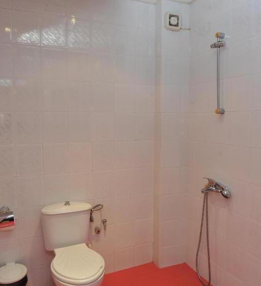 2 Bedroom Suite with Balcony, Eros Motel
