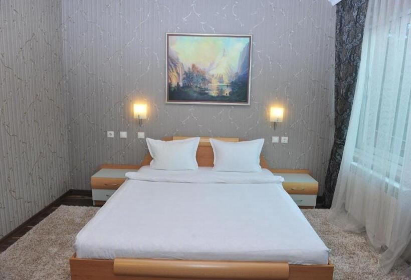 2 Bedroom Suite with Balcony, Eros Motel