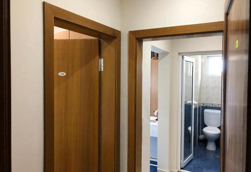 Люкс 2 Спальни, Family Hotel Avenue