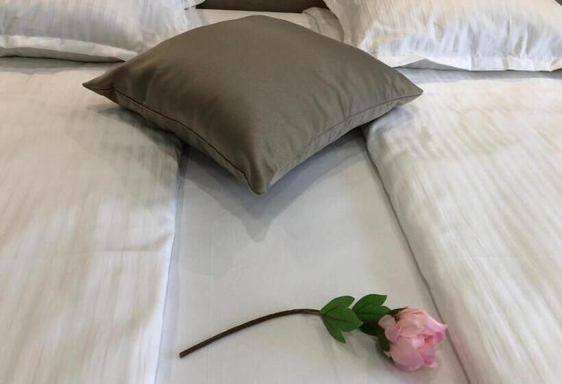 Апартаменты Deluxe 2 Спальни, Family Hotel Avenue