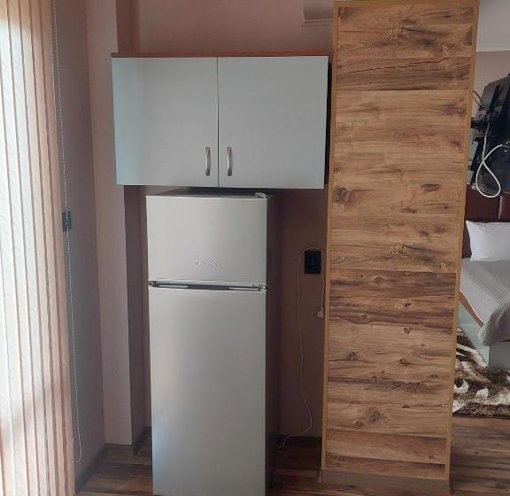 جناح ديلوكس, Family Hotel Gotse Delchev