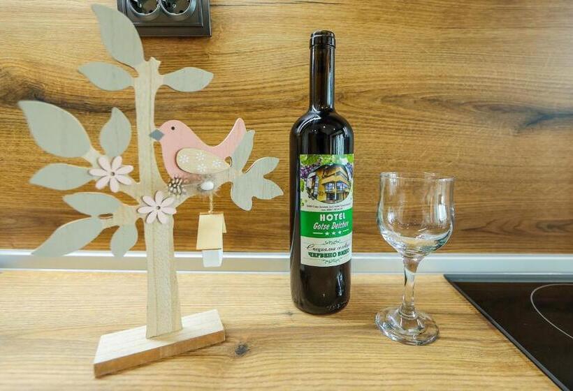 إستوديو قياسى, Family Hotel Gotse Delchev