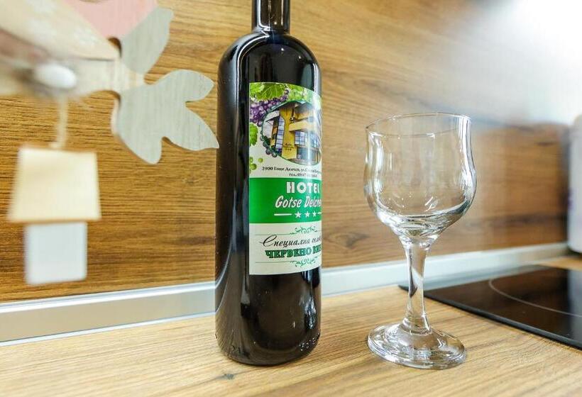 Студия Стандарт, Family Hotel Gotse Delchev