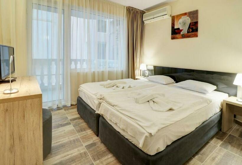 스탠다드 룸, Family Hotel Jupiter