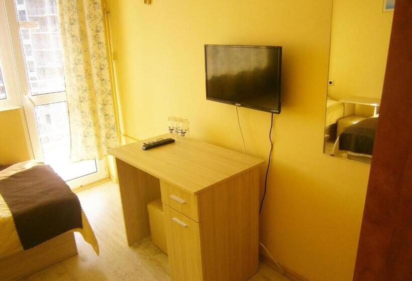 2 Bedrooms Suite Sea View, Family Hotel White House