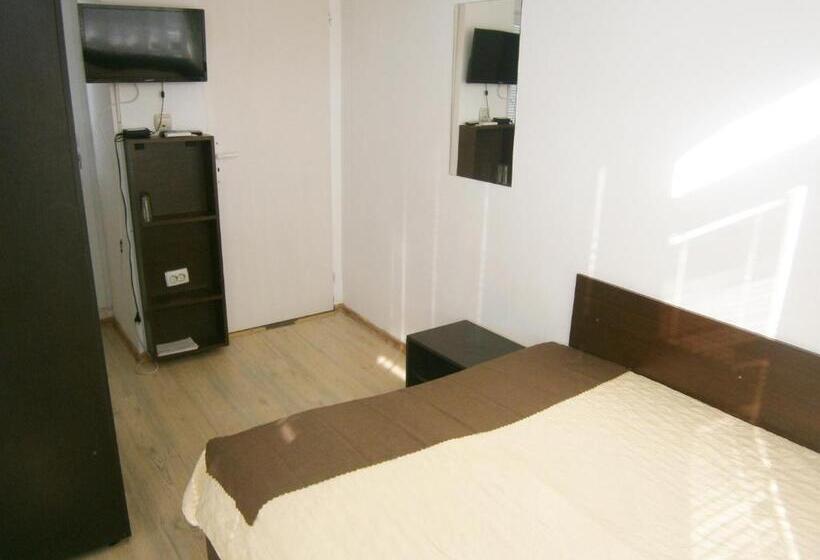 2 Bedrooms Suite Sea View, Family Hotel White House