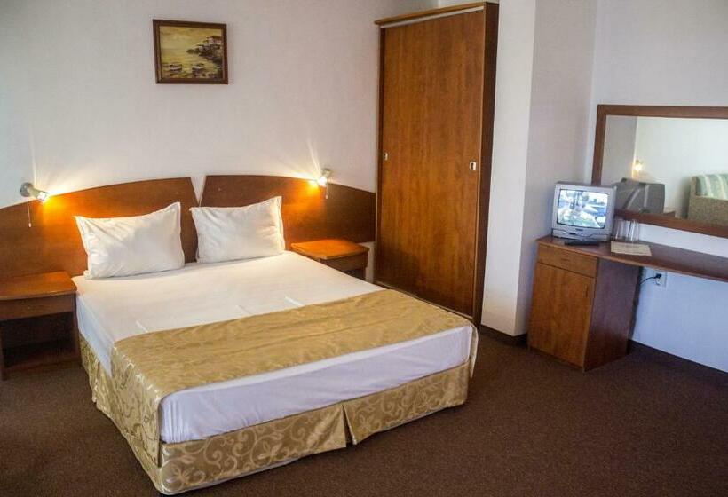 חדר סופריור עם נוף לים ומרפסת, Grand Hotel Sunny Beach   All Inclusive