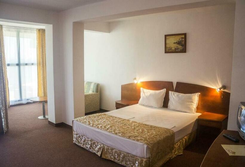 חדר סופריור עם נוף לים ומרפסת, Grand Hotel Sunny Beach   All Inclusive