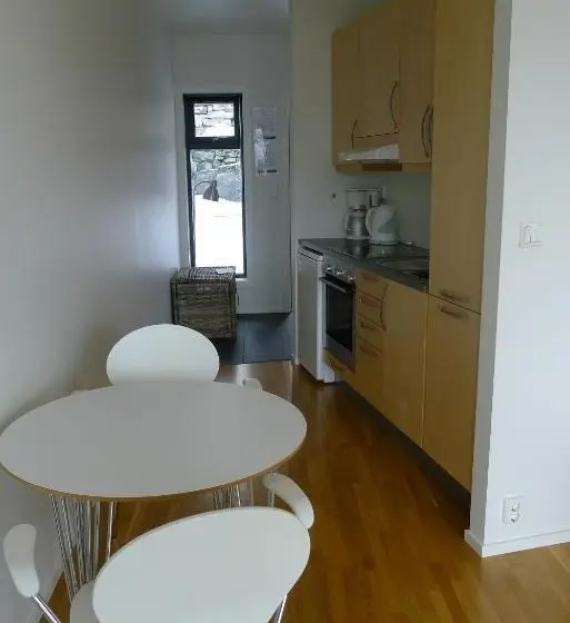 Standard Yhden Hengen Huone, Hordatun
