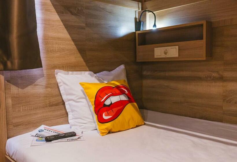 스탠다드 싱글 룸, Allur