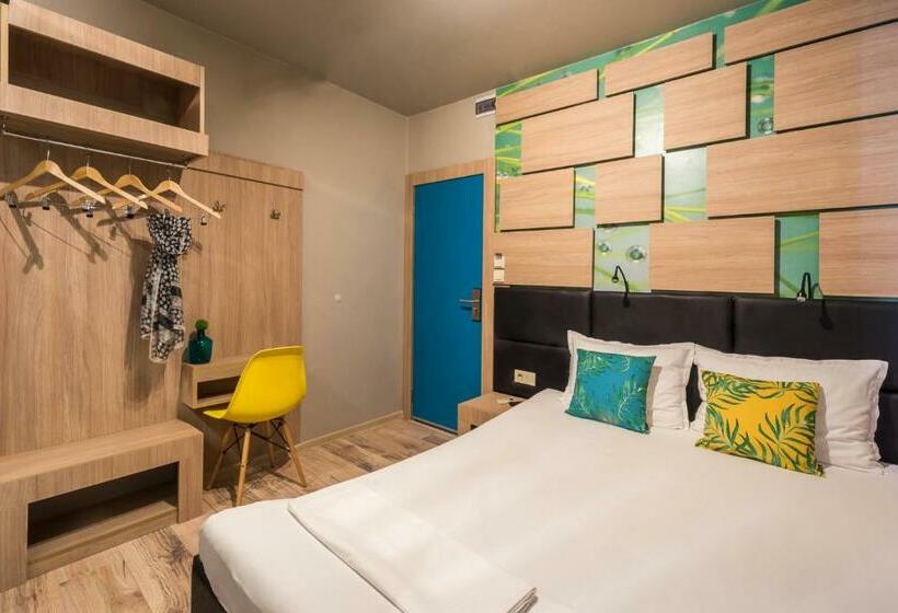 스탠다드 룸, Allur