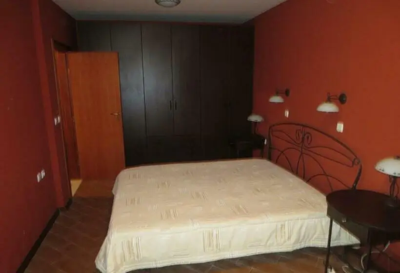 Huoneisto 2 Makuuhuonetta, Breeze Apart Complex