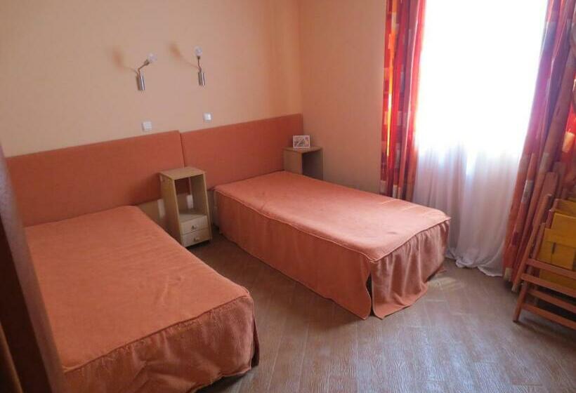 דירת שני חדרים, Breeze Apart Complex