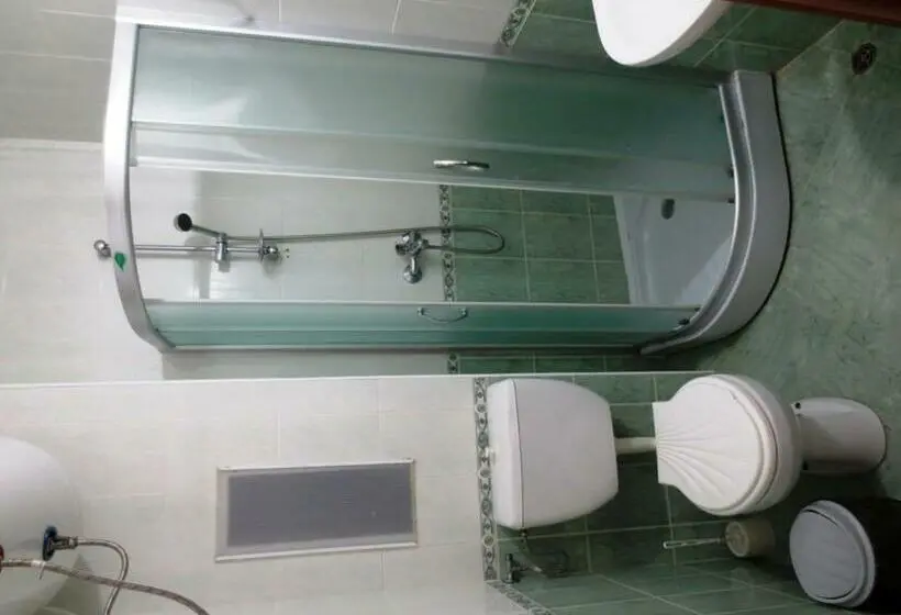 Huoneisto 1 Makuuhuone, Breeze Apart Complex