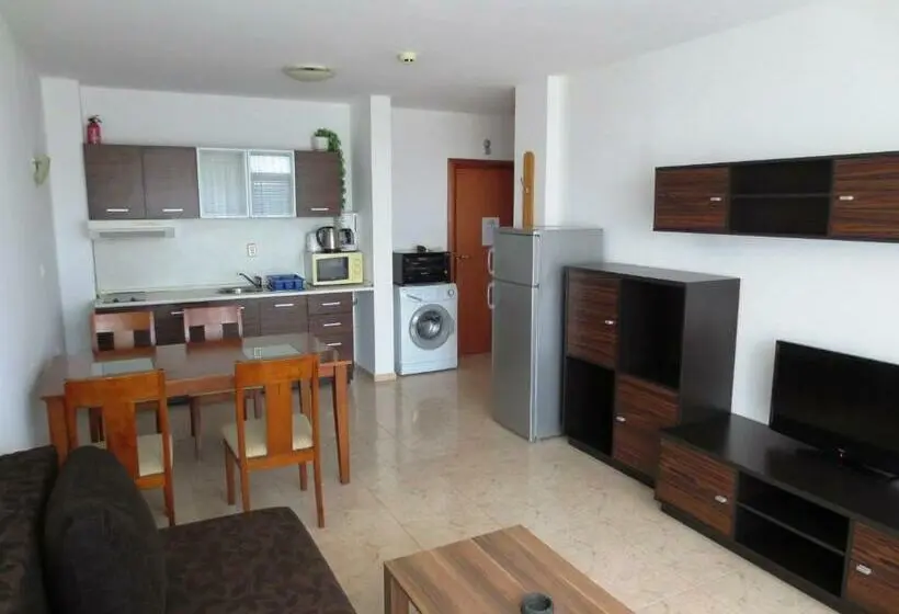 Huoneisto 1 Makuuhuone, Breeze Apart Complex
