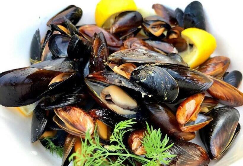 דירת חדר, Breeze Apart Complex