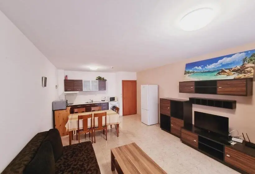 Huoneisto 2 Makuuhuonetta, Breeze Apart Complex