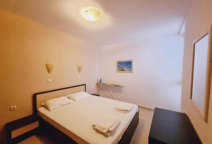 带2个卧室的公寓, Breeze Apart Complex