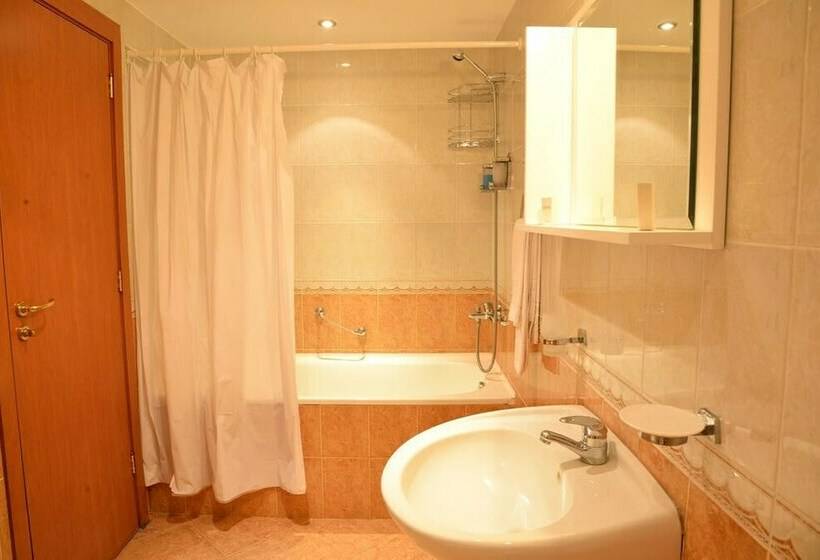 סוויטה, Glicinia