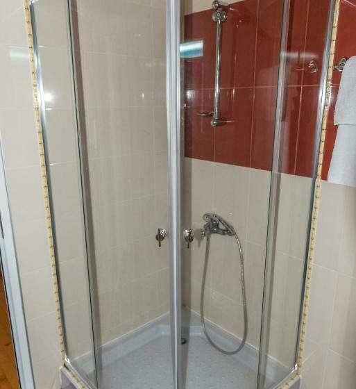 デラックスルーム, Paradise Place