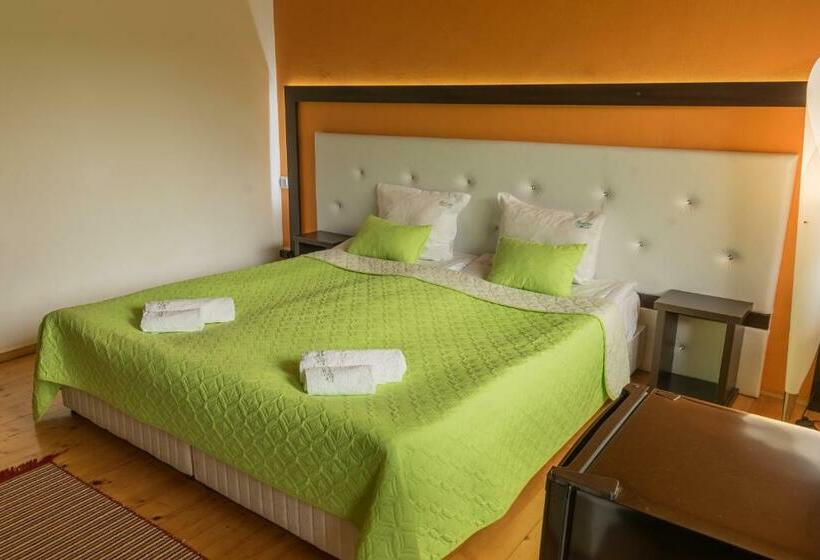 Quarto standard, Paradise Place