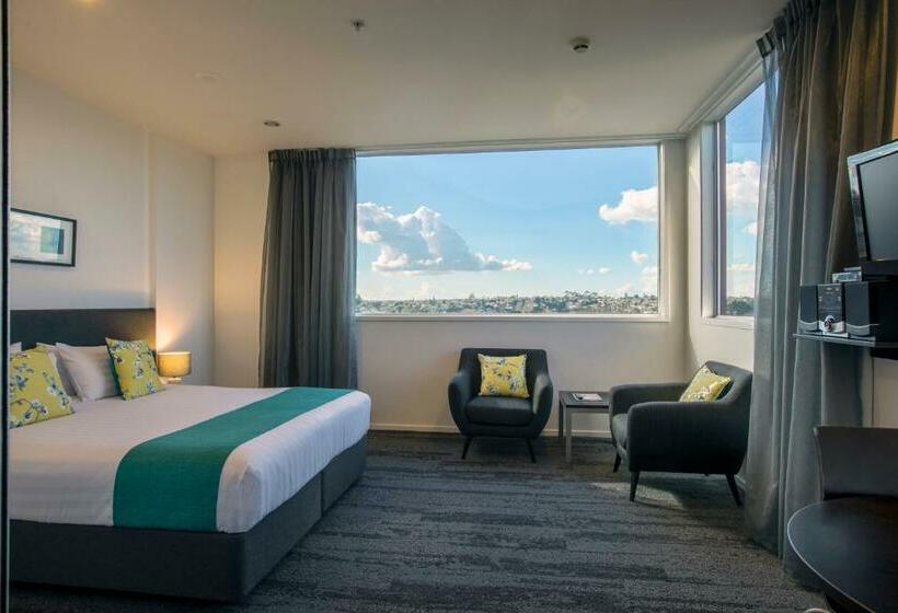 דירת חדר, Quest Henderson Serviced Apartments