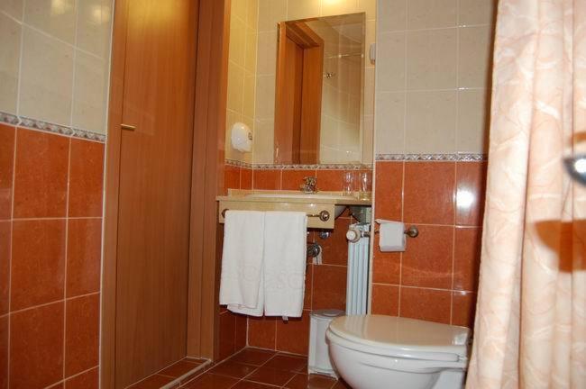 חדר סטנדרט עם מרפסת, Seasons